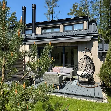 Forest & Sea Retreat With Pool Palanga