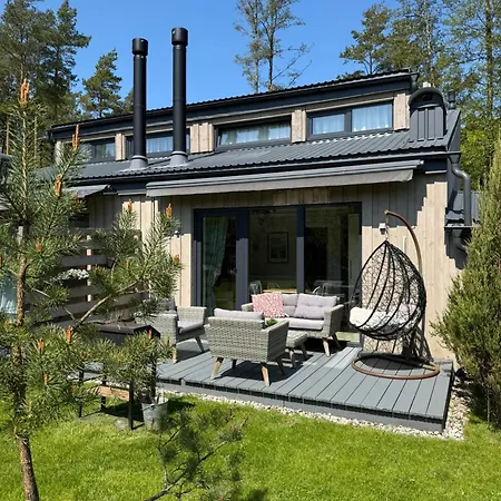 Forest & Sea Retreat With Pool