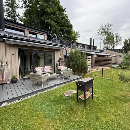 Forest & Sea Retreat With Pool Holiday home *