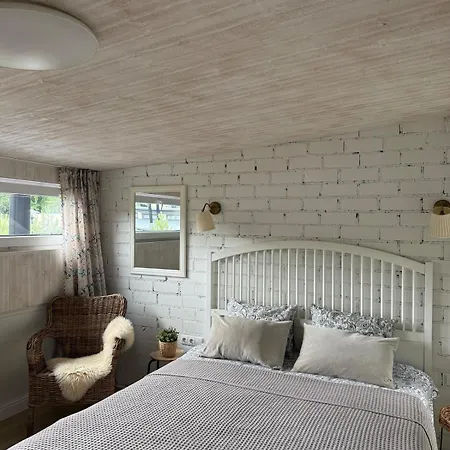 Forest & Sea Retreat With Pool Holiday home