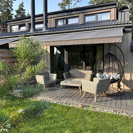 Forest & Sea Retreat With Pool